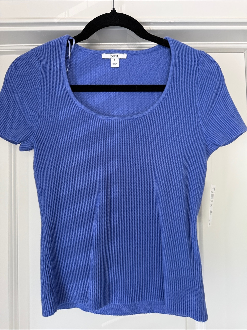 Scoop Neck Ribbed Short Sleeve Top in Blue